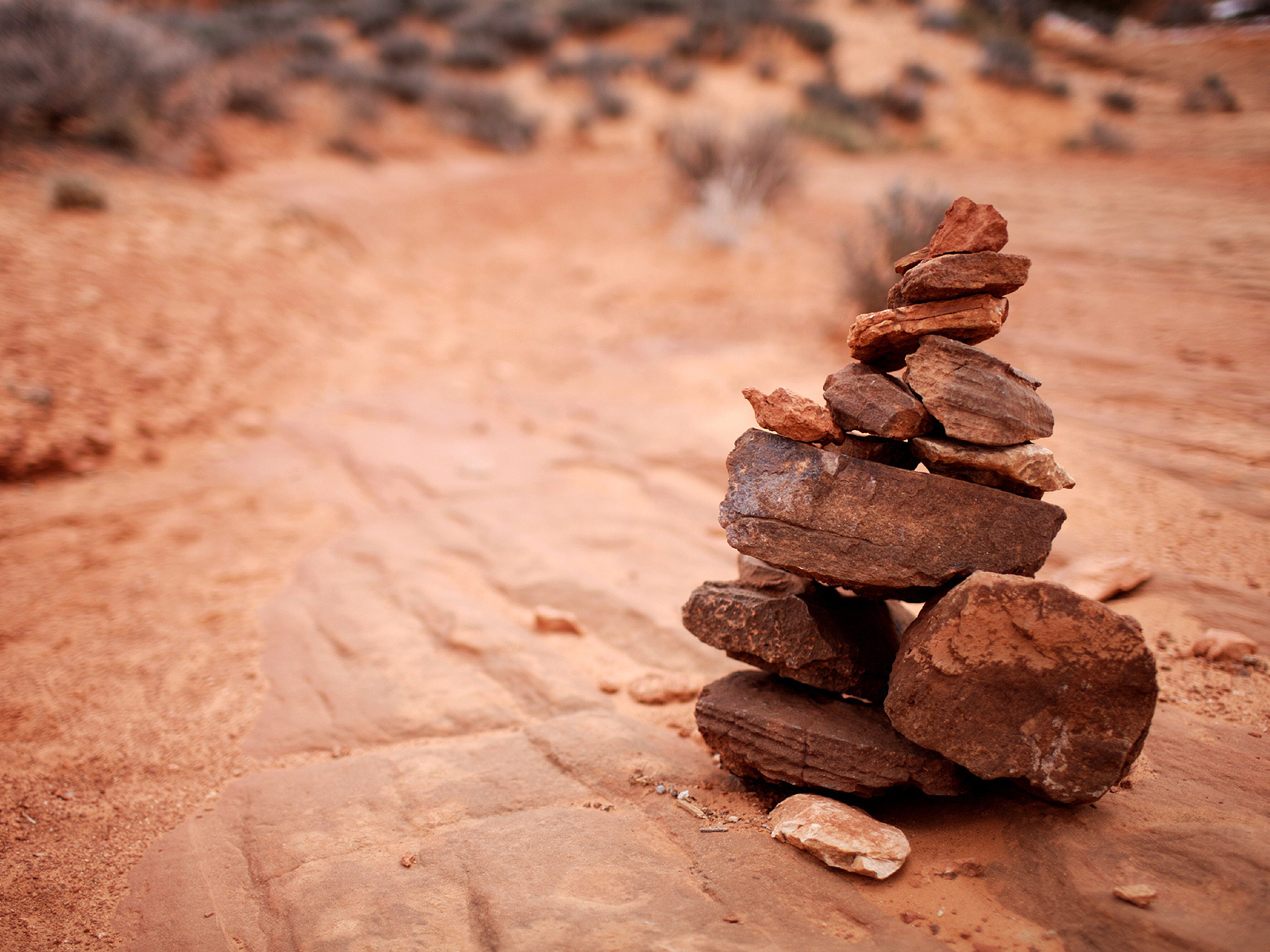 Пирамида из камней