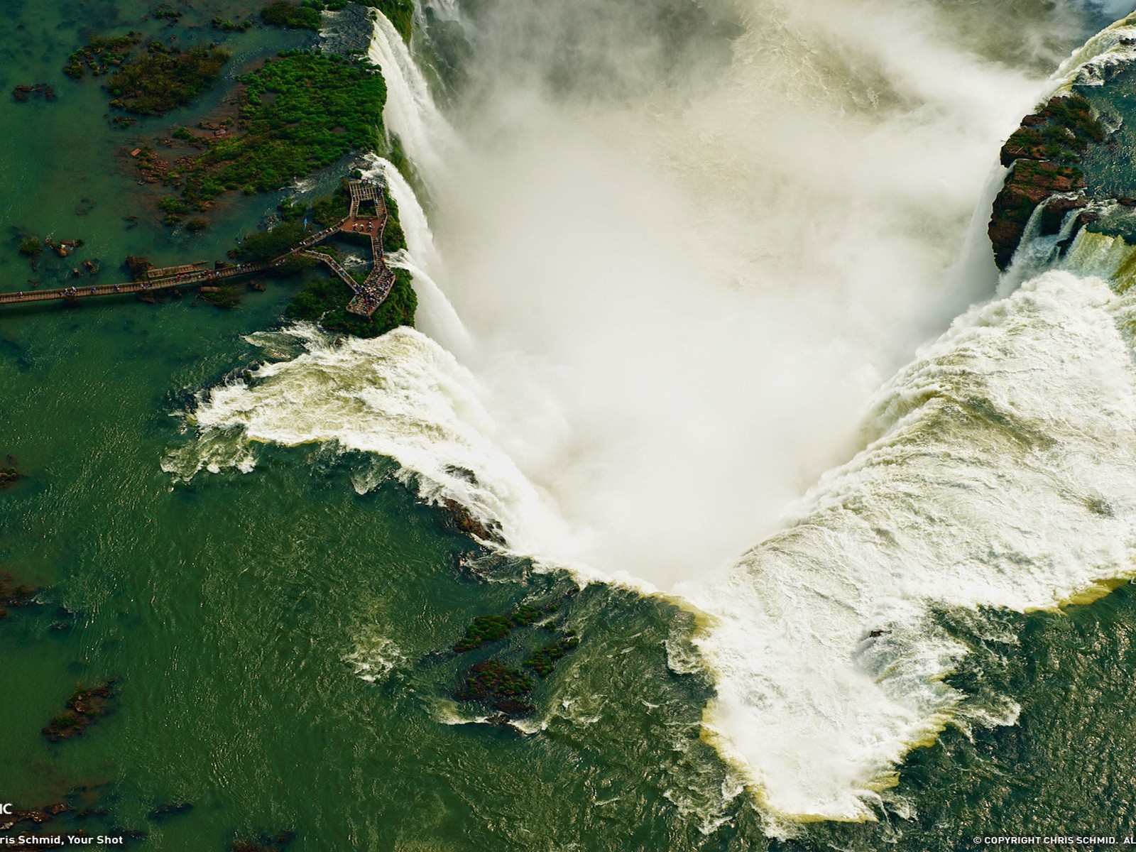 Смотровая площадка на водопаде Игуасу