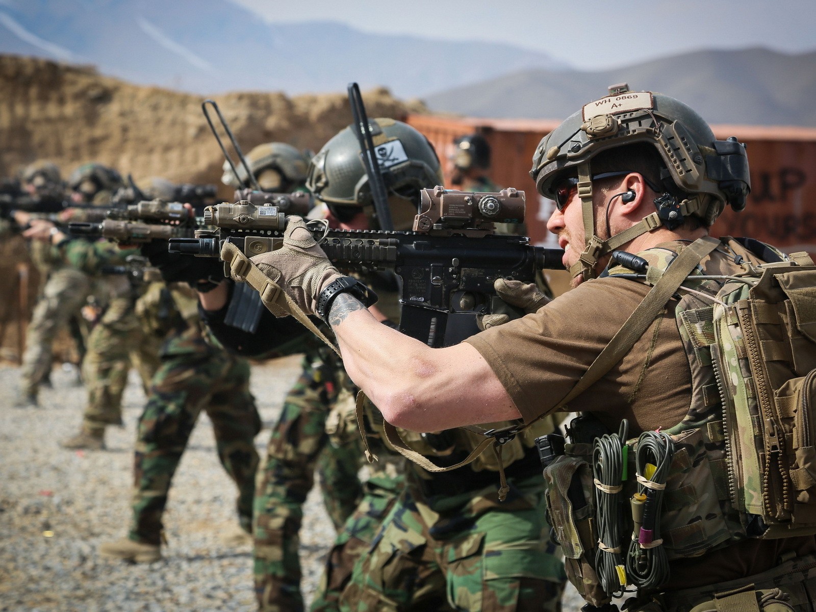 Солдаты на стрельбище