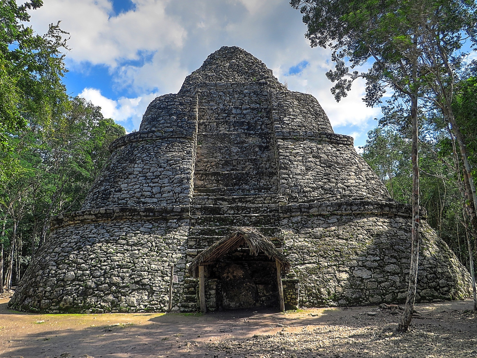 Храм цивилизации Майя в Мексике