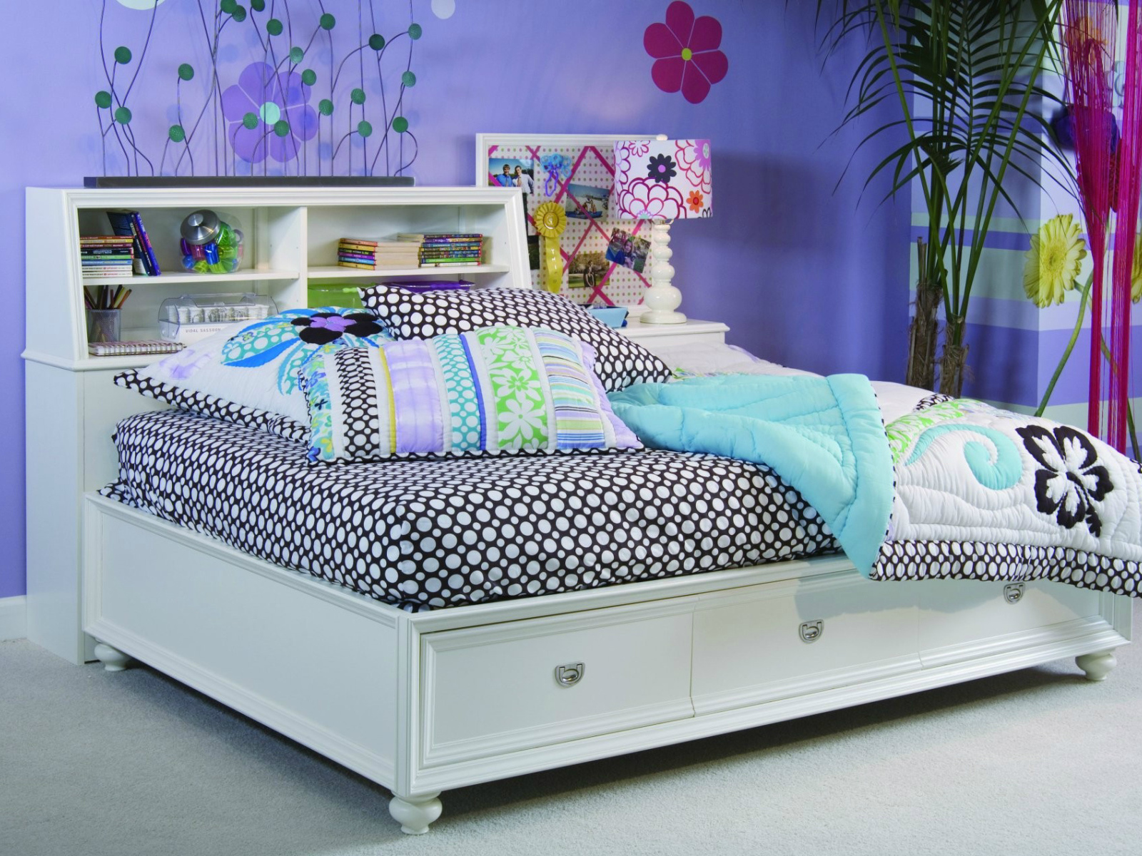 Сине белая спальня