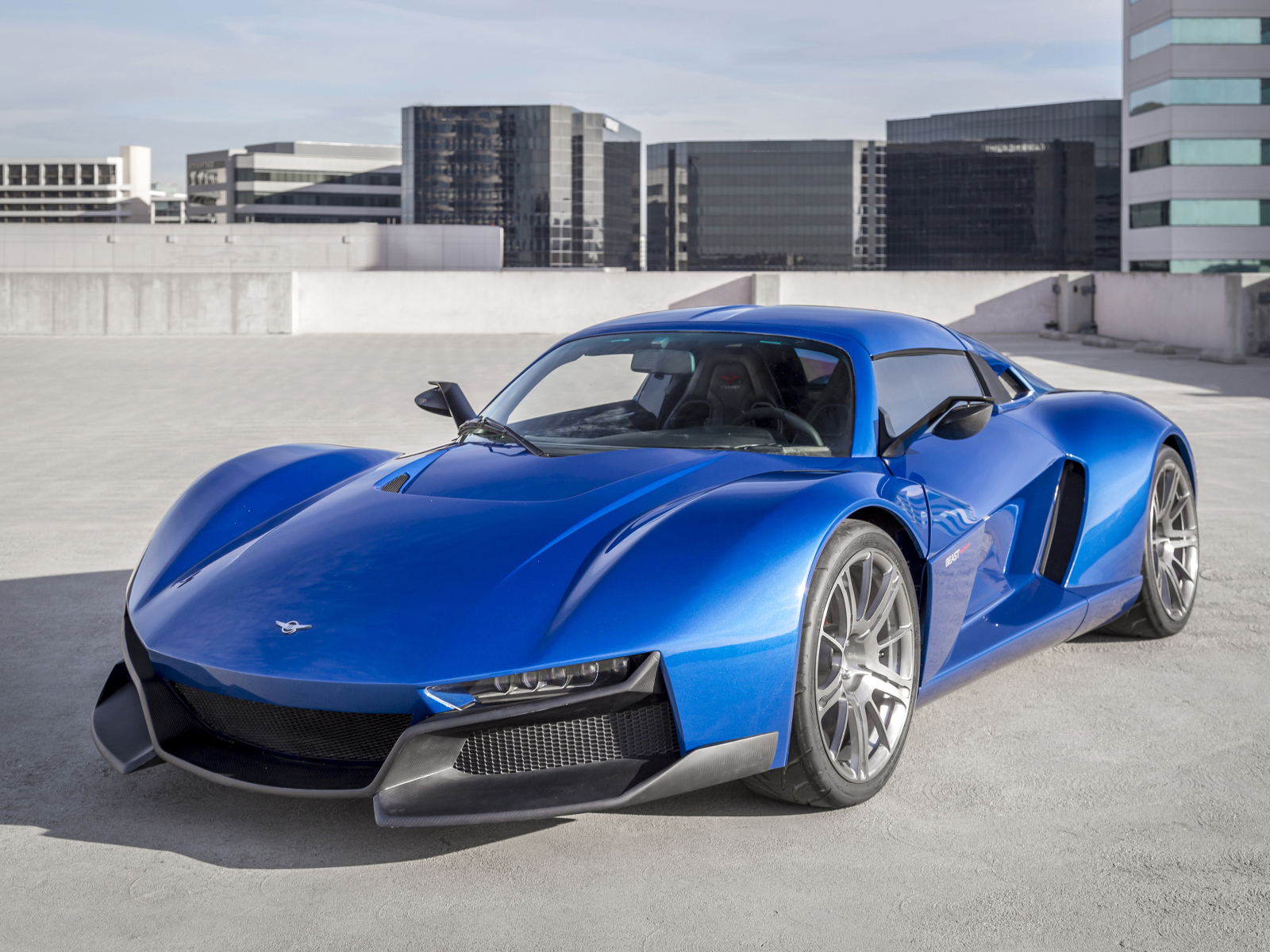 Стильный синий автомобиль Rezvani Beast Alpha, 2017 