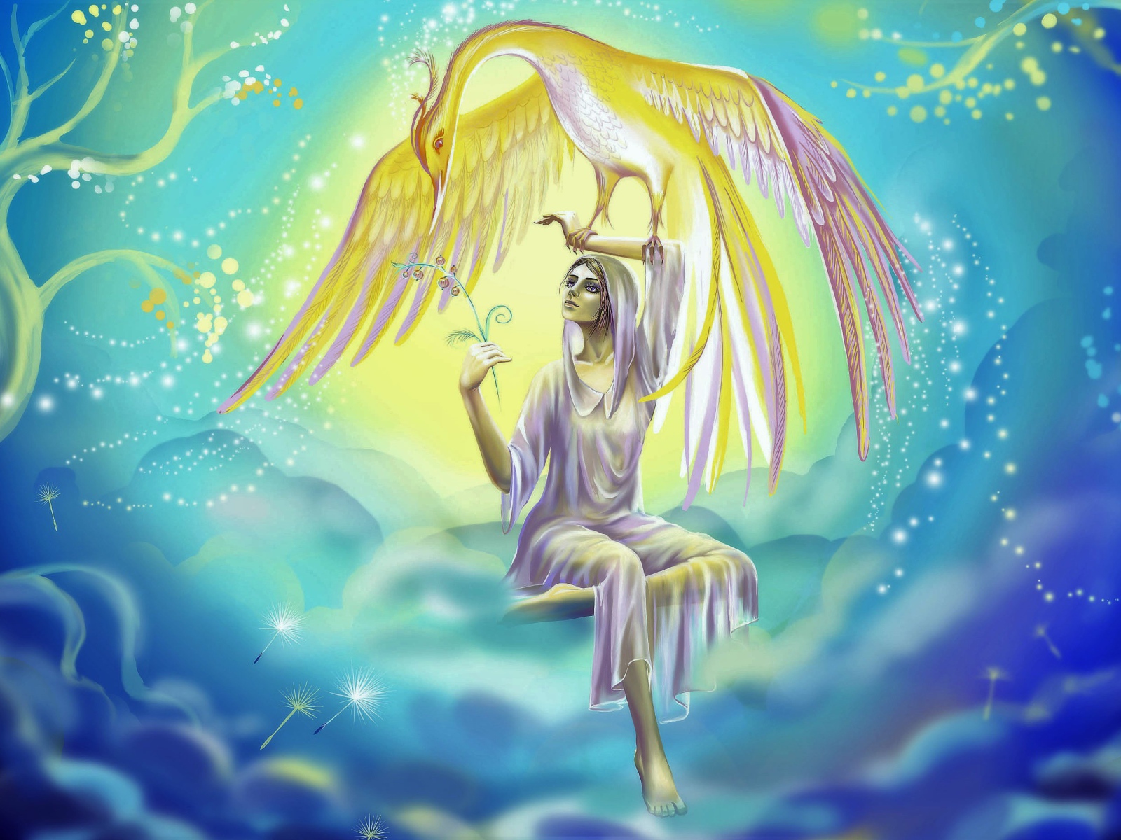 Красивая фантастическая девушка держит на руке птицу феникс