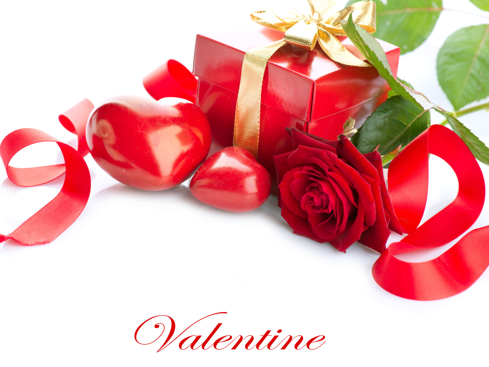 Красная роза с подарком и сердечками на белом фоне ко Дню всех влюбленных 14 февраля