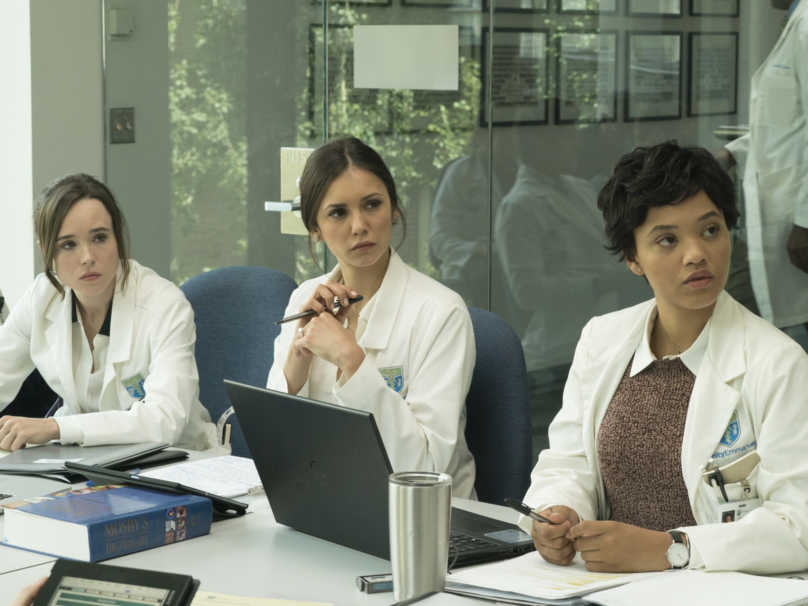 Персонажи фильма Коматозники, 2017