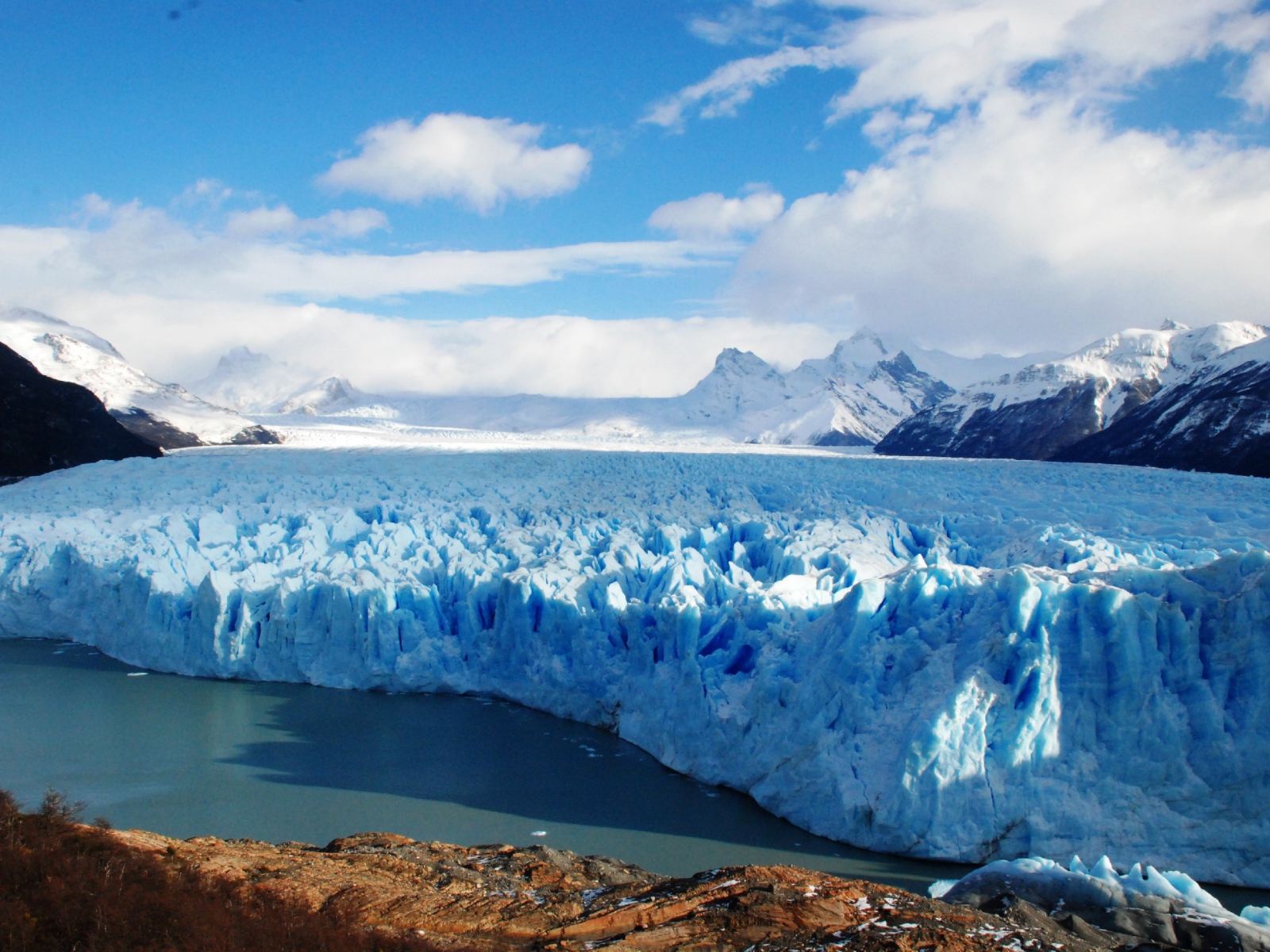 Голубой ледник Грей в Патагонии, Чили 