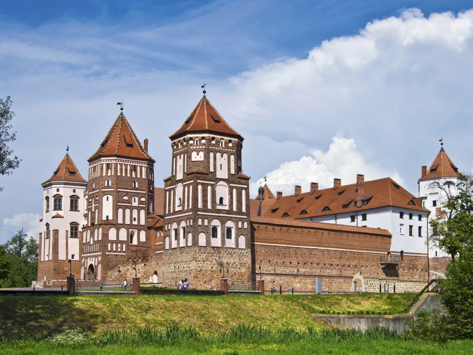 Красивый старинный Мирский замок, Белоруссия 