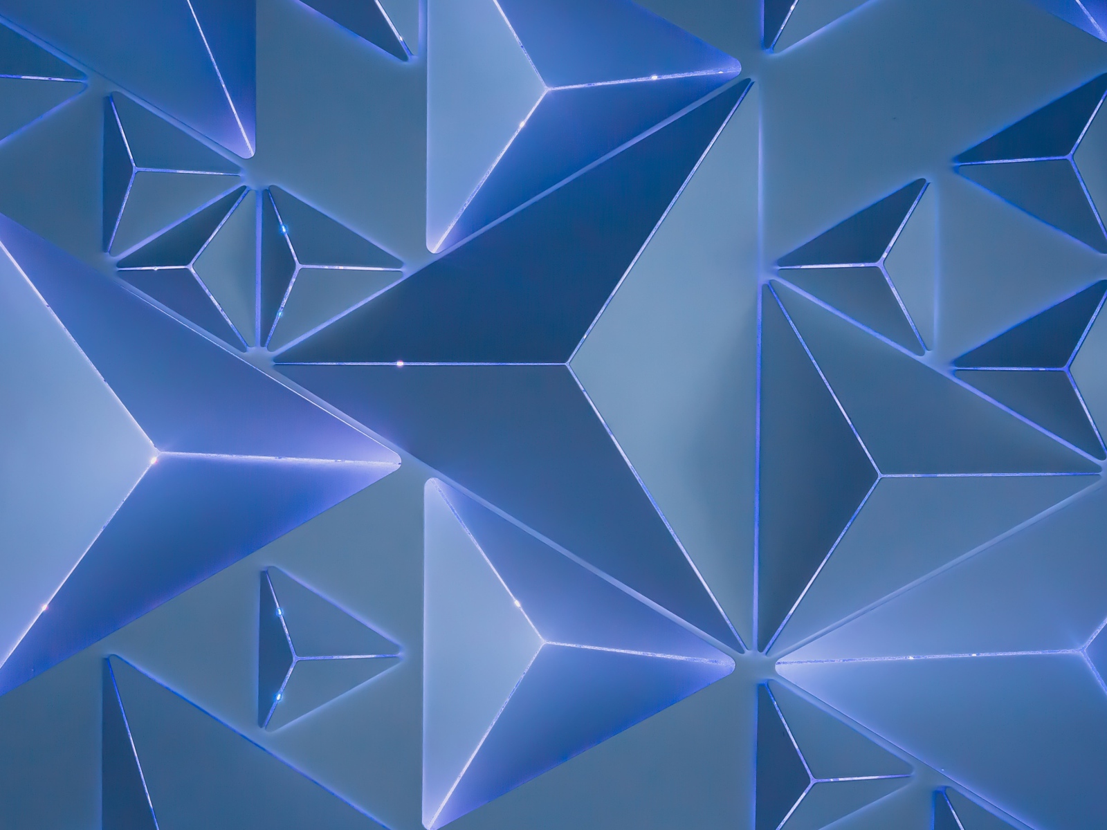 Голубые треугольники 3д графика