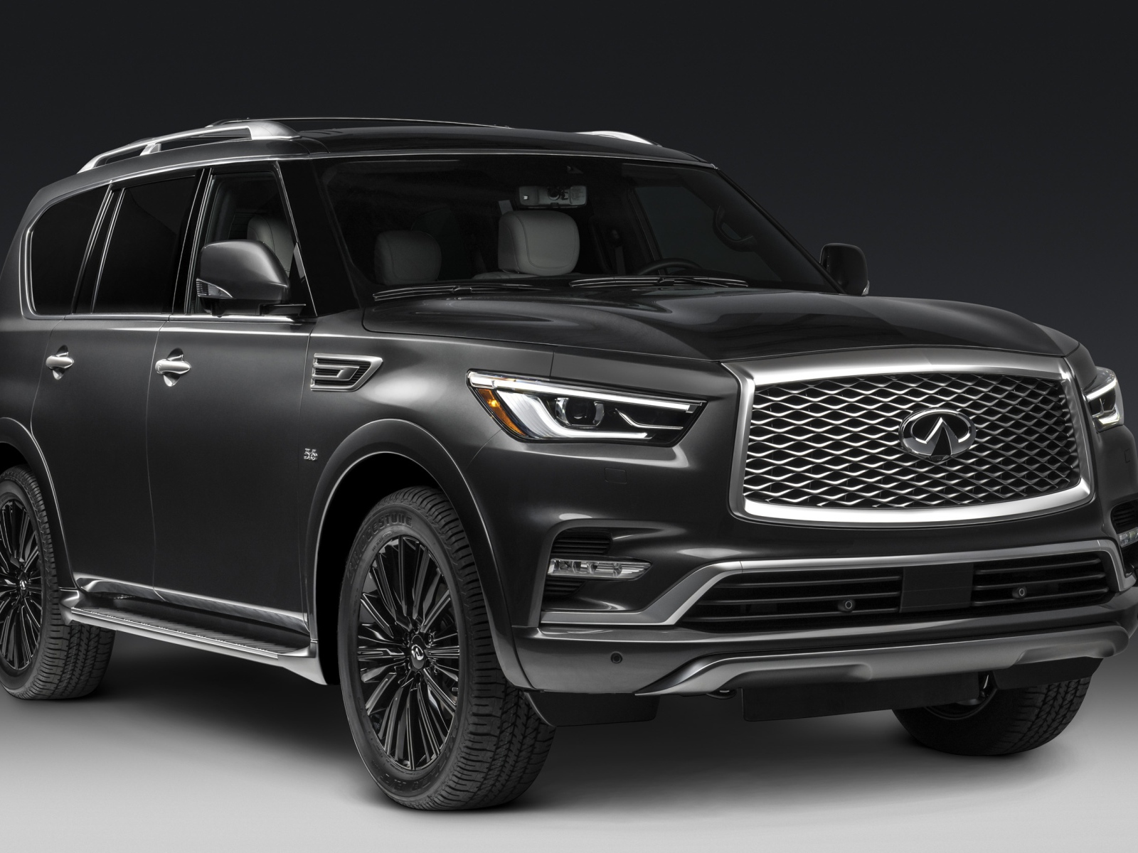 Большой внедорожник  Infiniti QX80, 2019