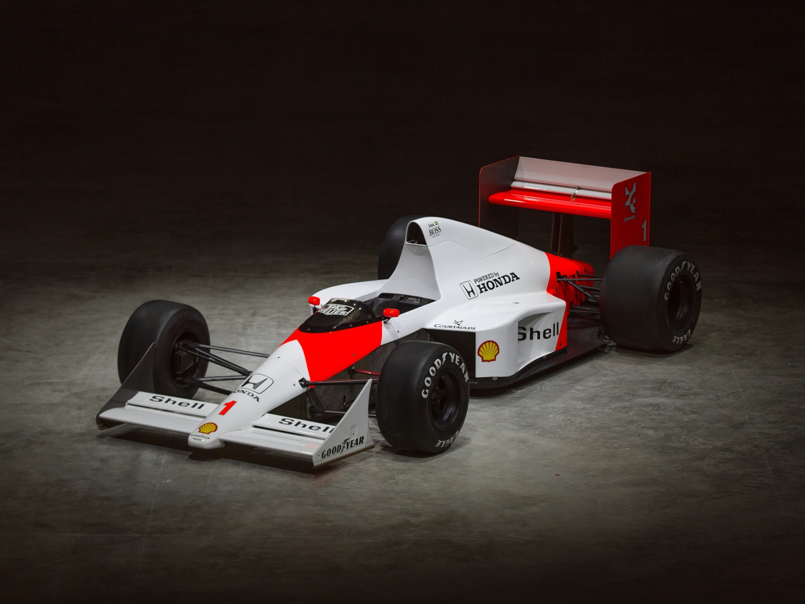 Гоночный автомобиль McLaren Senna P15, 2018