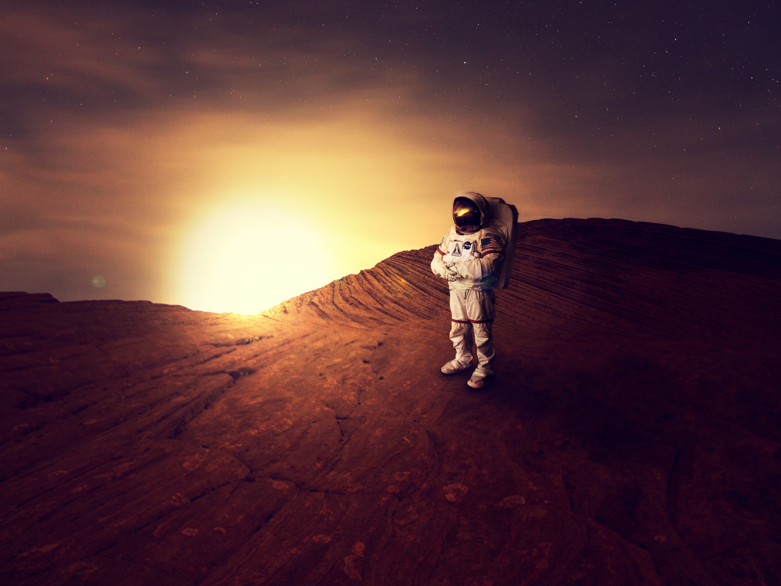 Астронавт на поверхности Марса