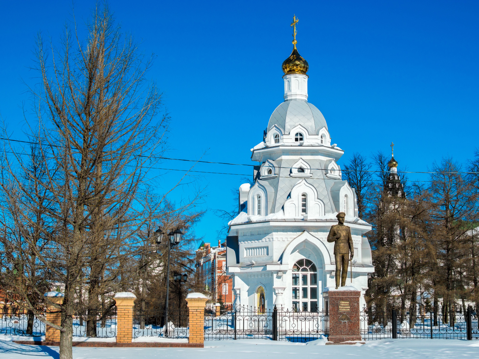 Храм в городе Йошкар-Ола зимой, Россия