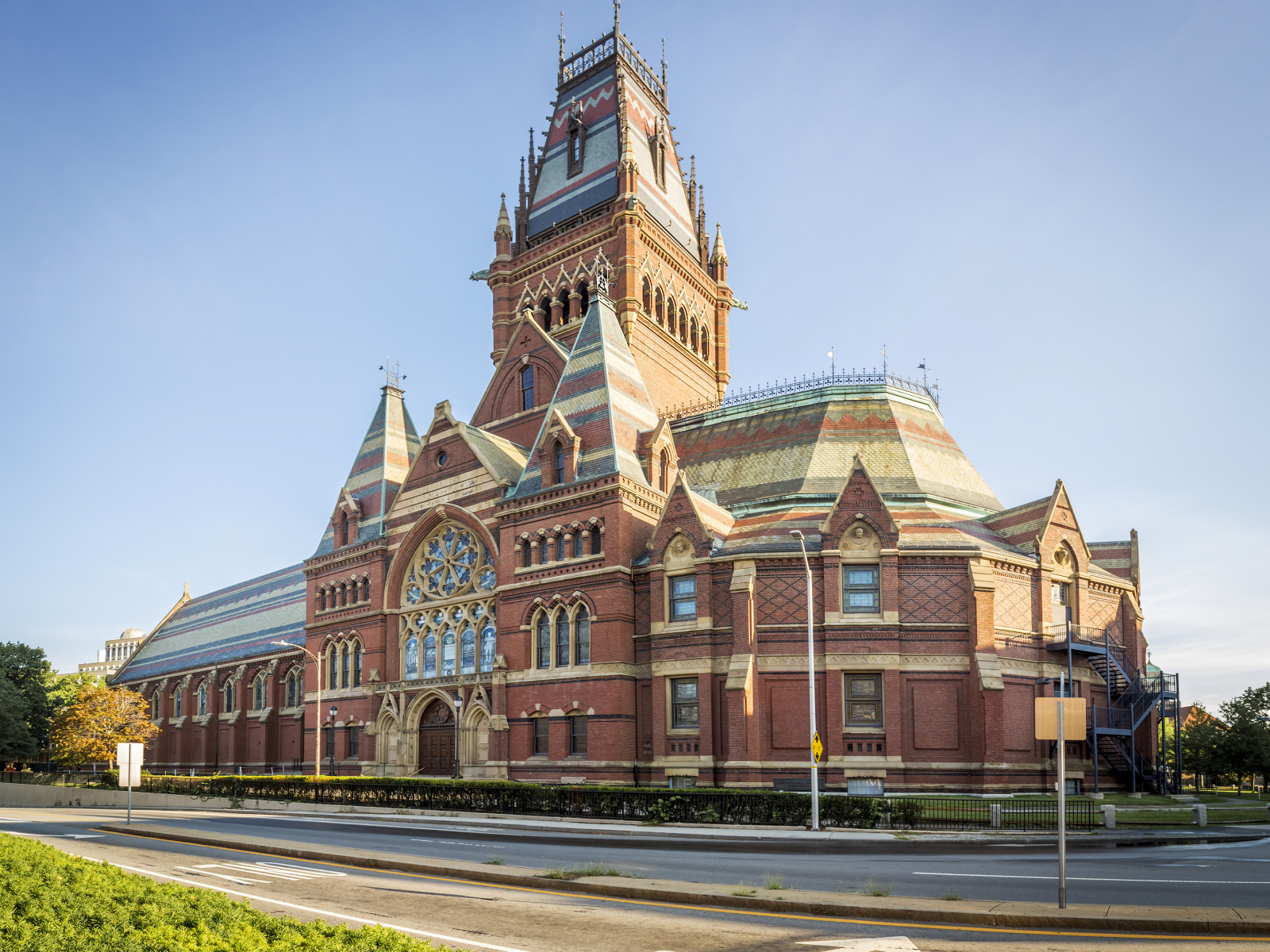 Здание Memorial Hall, Бостон. США