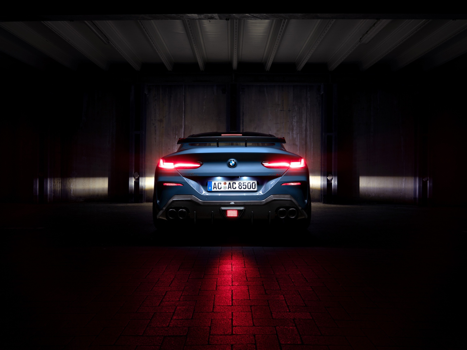 Автомобиль BMW I8 AC Schnitzer ACS8, в гараже