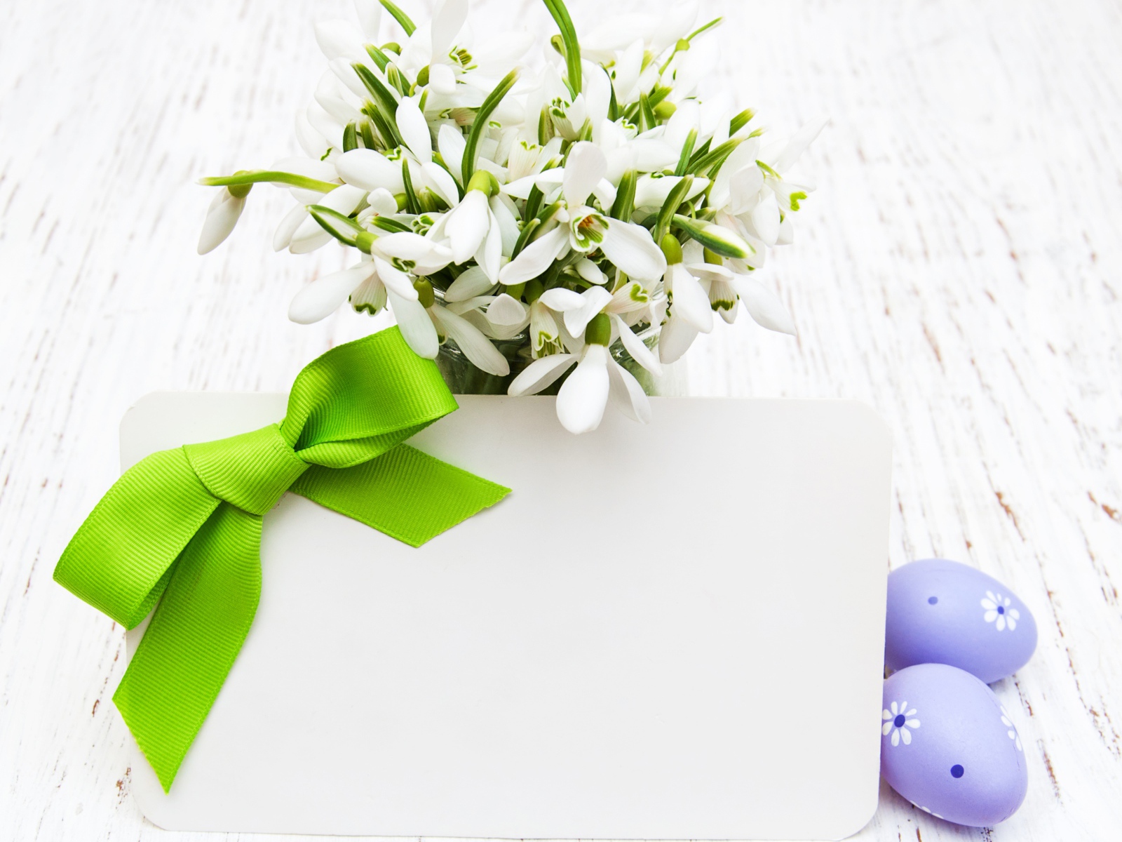 Букет подснежников с открыткой шаблон для поздравительной открытки