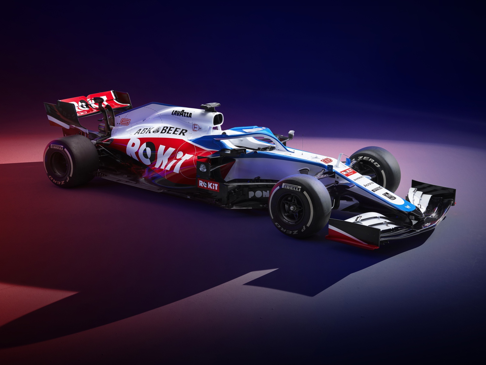 Гоночный автомобиль Williams FW43,  2020 года на синем фоне