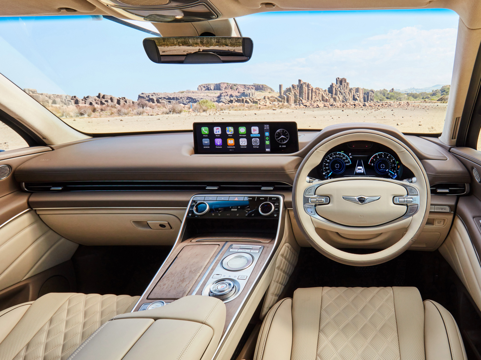 Дорогой кожаный салон автомобиля Genesis GV80 3.5T AWD 2020 года