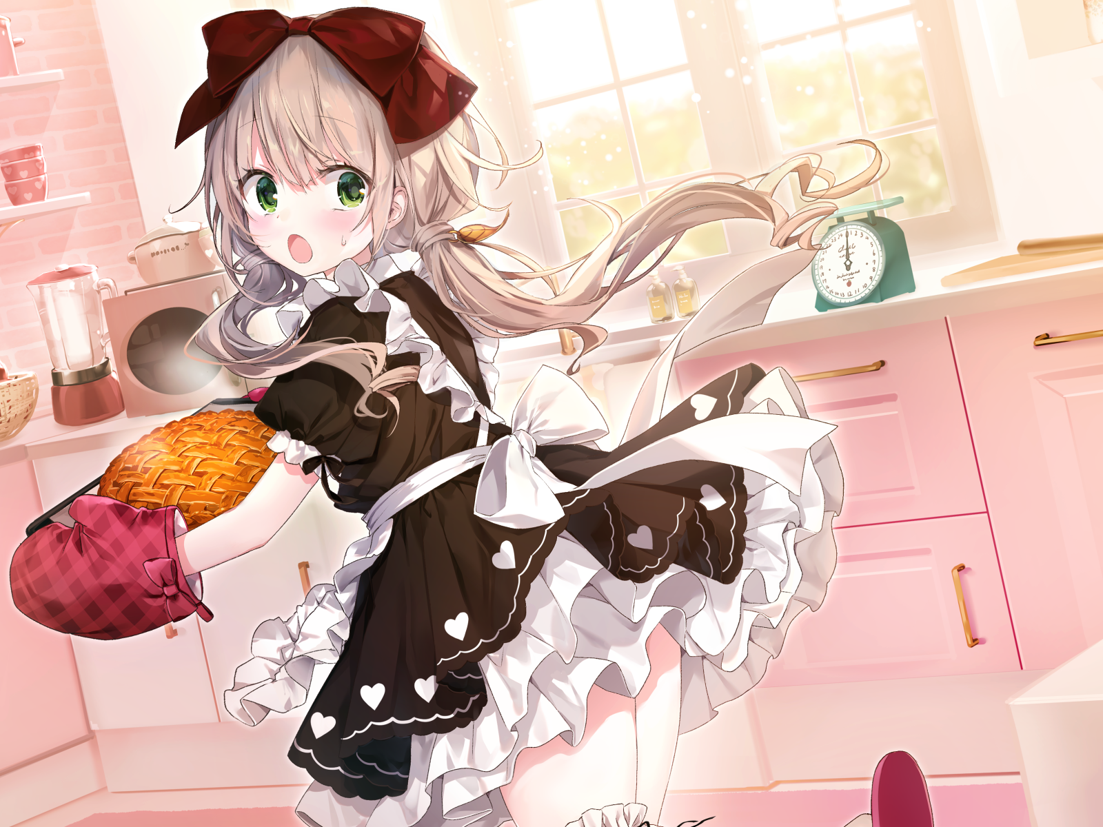Девушка аниме на кухне с пирогом