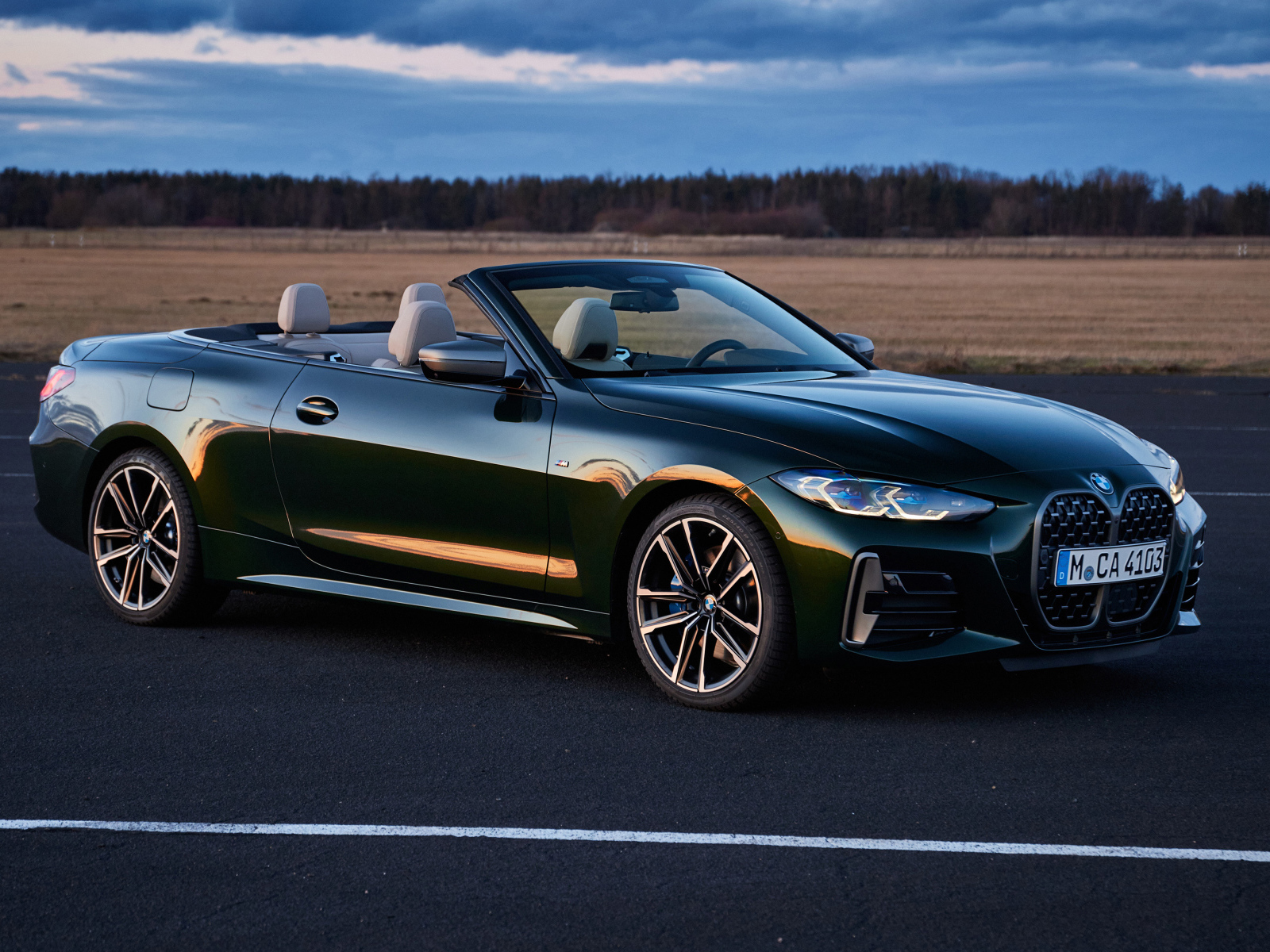 Кабриолет BMW M440i XDrive, 2021 года