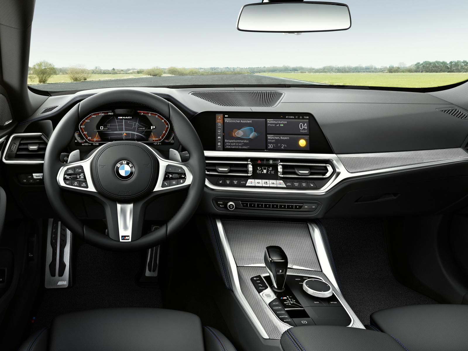 Черный салон автомобиля BMW M440i XDrive Gran Coupé 2021 года