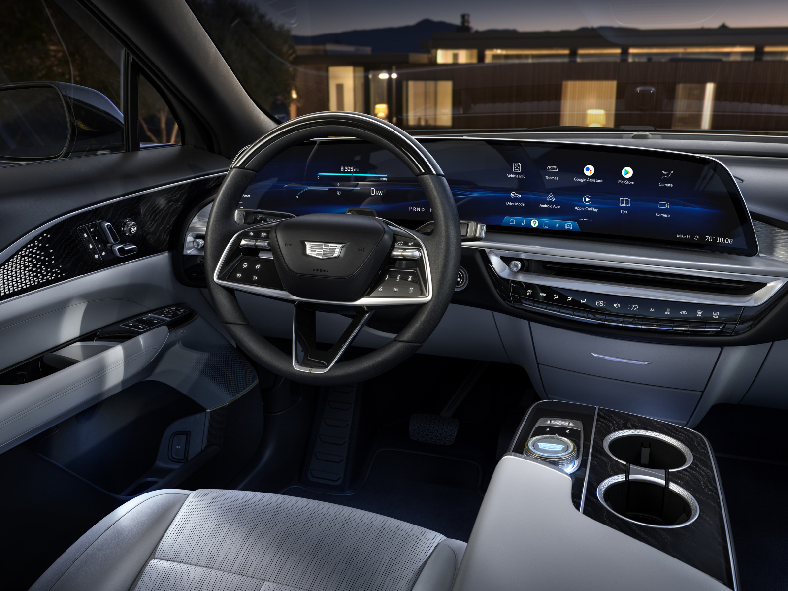 Салон автомобиля Cadillac Lyriq, 2023 года