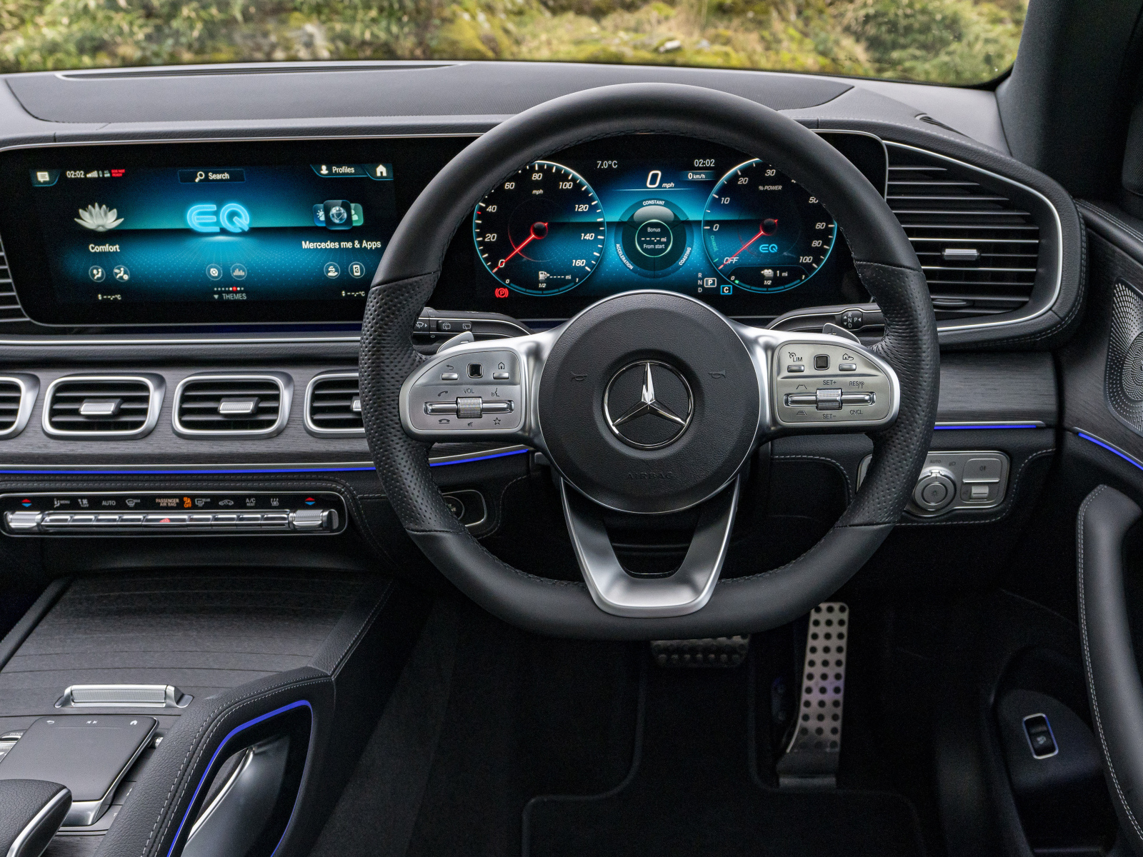 Дорогой салон автомобиля Mercedes-Benz GLE 350 De 4MATIC AMG Line