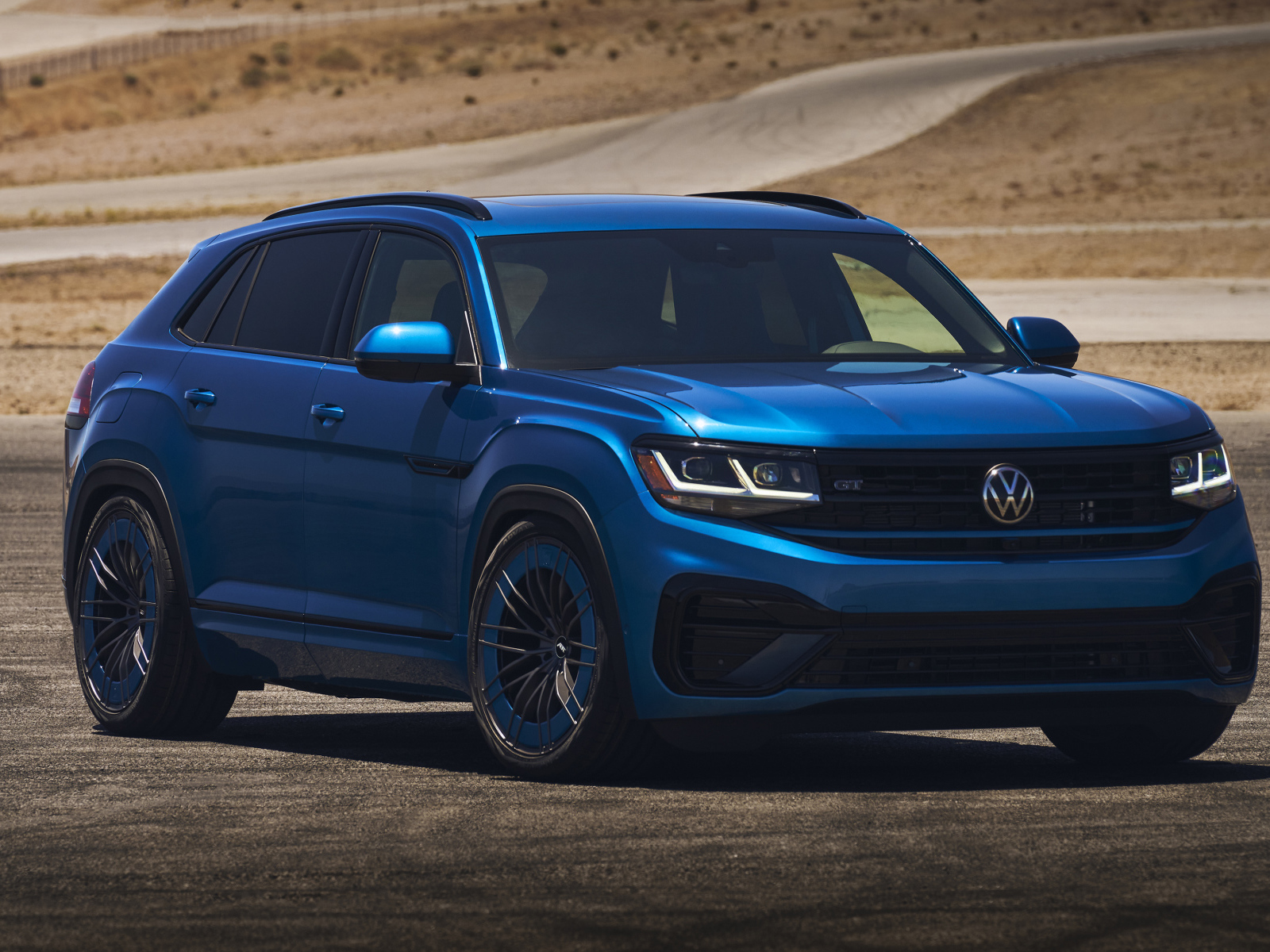 Внедорожник Volkswagen Atlas Cross Sport GT Concept 2021 года