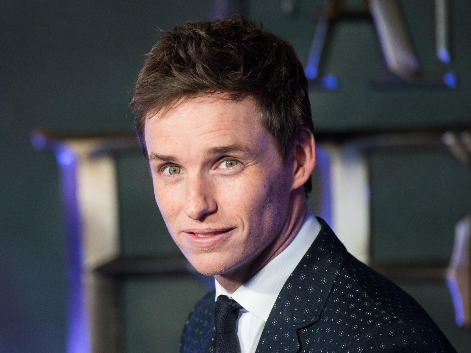 Британский актер Эдди Редмэйн