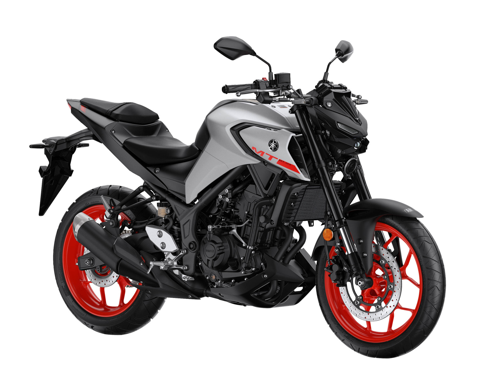 Черный мотоцикл Yamaha MT-03, 2021 года белом фоне