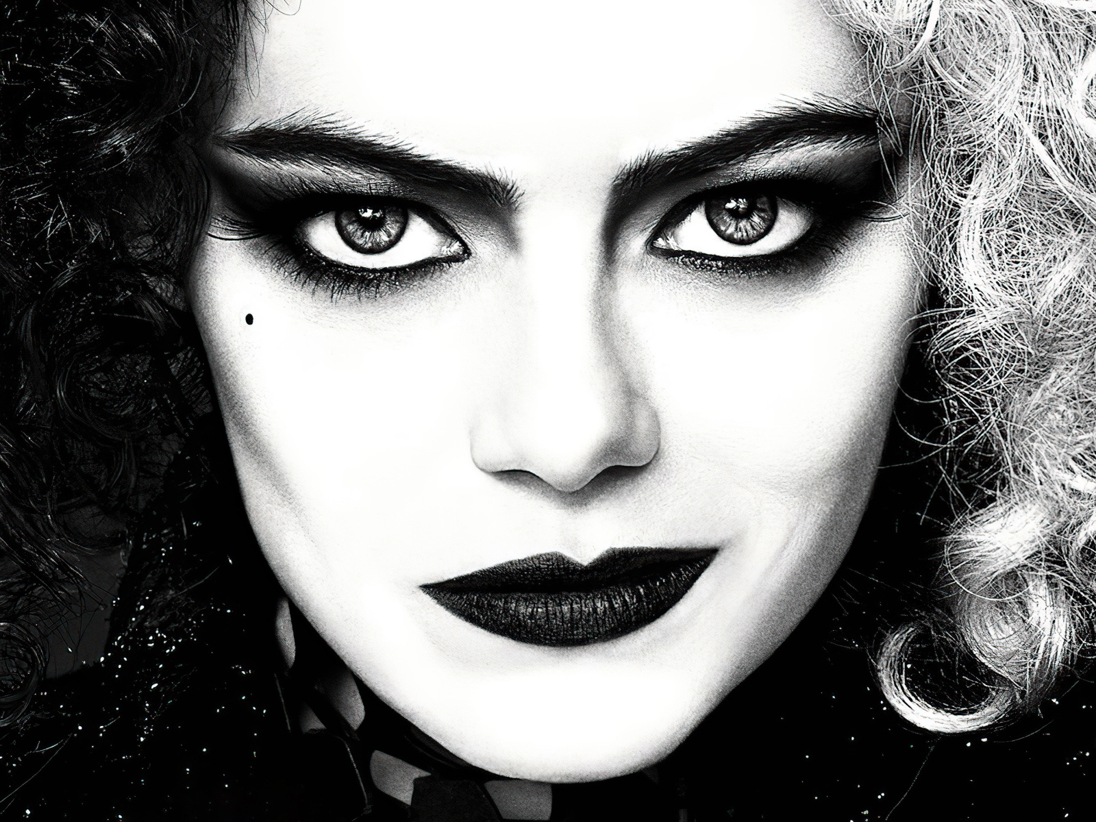 Круэлла персонаж нового фильма, 2021