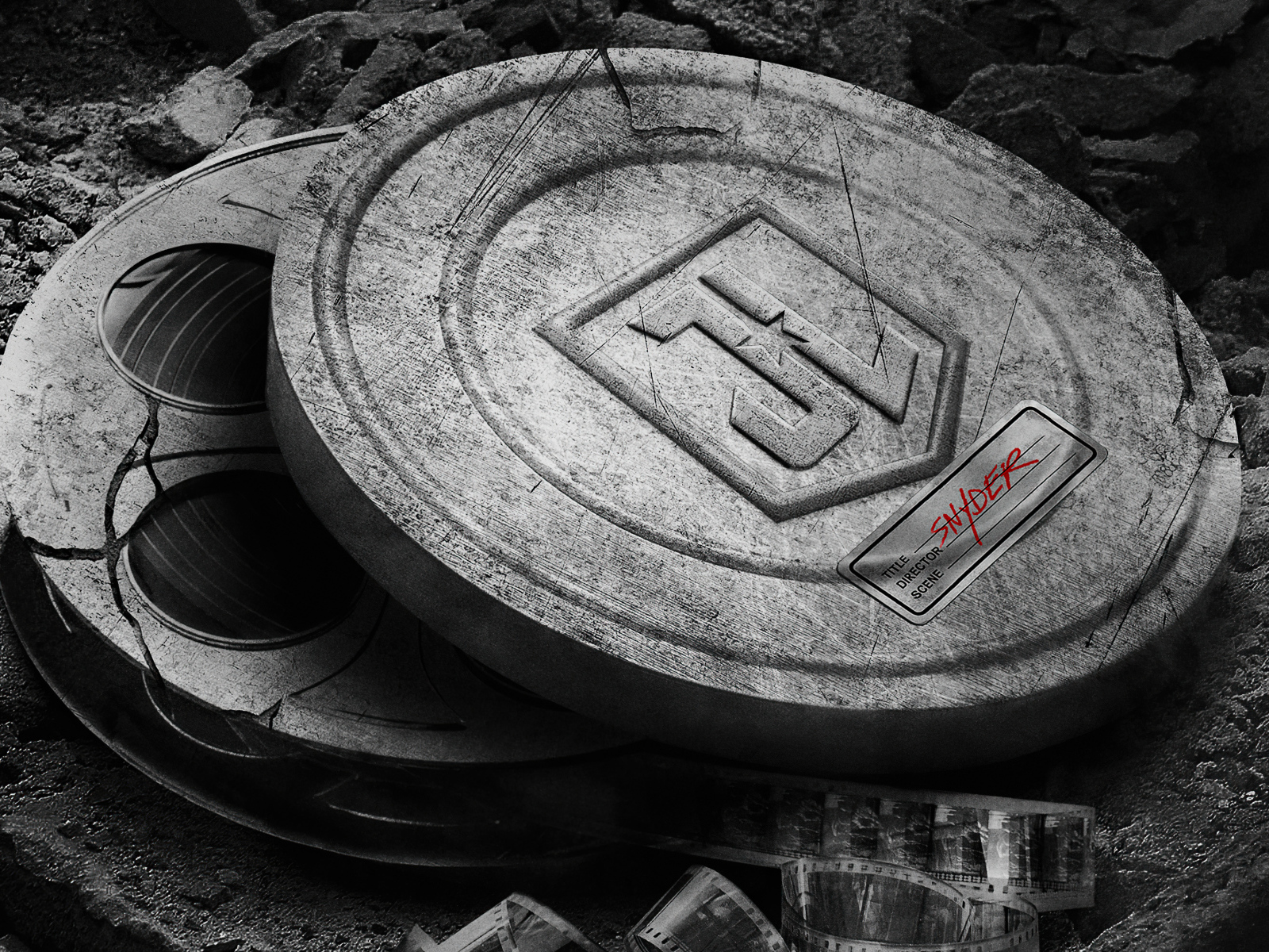 Старая бобина с фильмом Лига справедливости Зака Снайдера, 2021