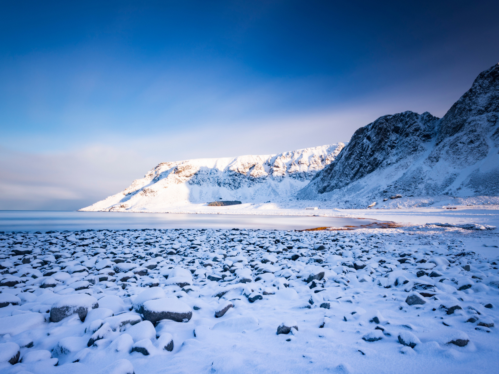 Заснеженные Лофотенские острова, Норвегия 