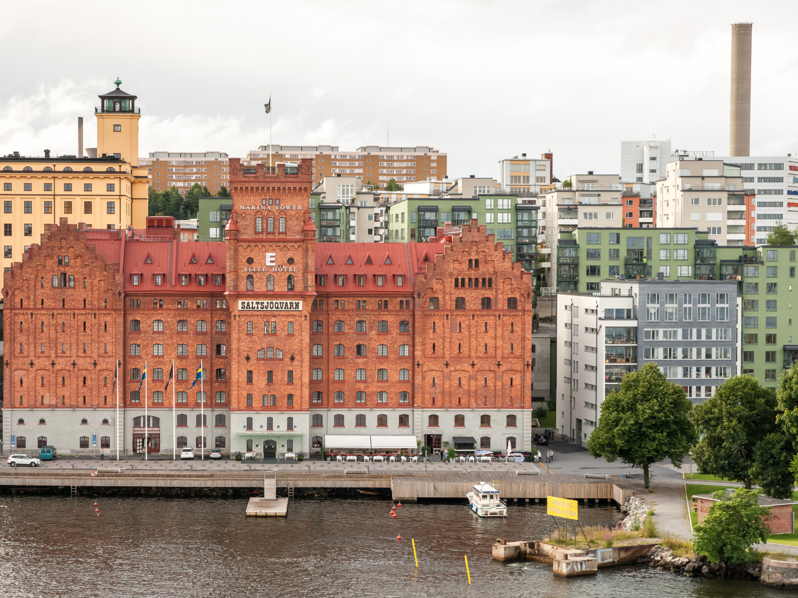 Красивый дом в городе Стокгольм, Швеция