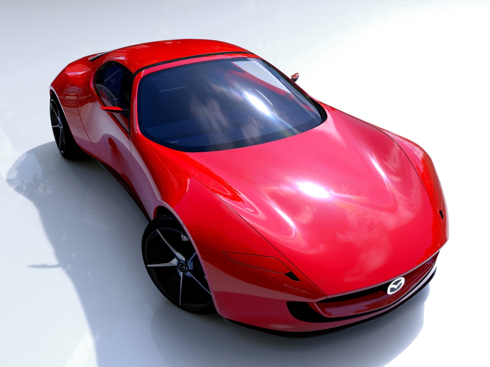 Красный автомобиль Mazda Iconic SP