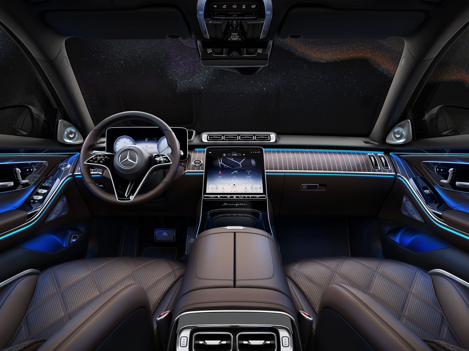 Черный кожаный салон автомобиля Mercedes MAYBACH S 680 4MATIC