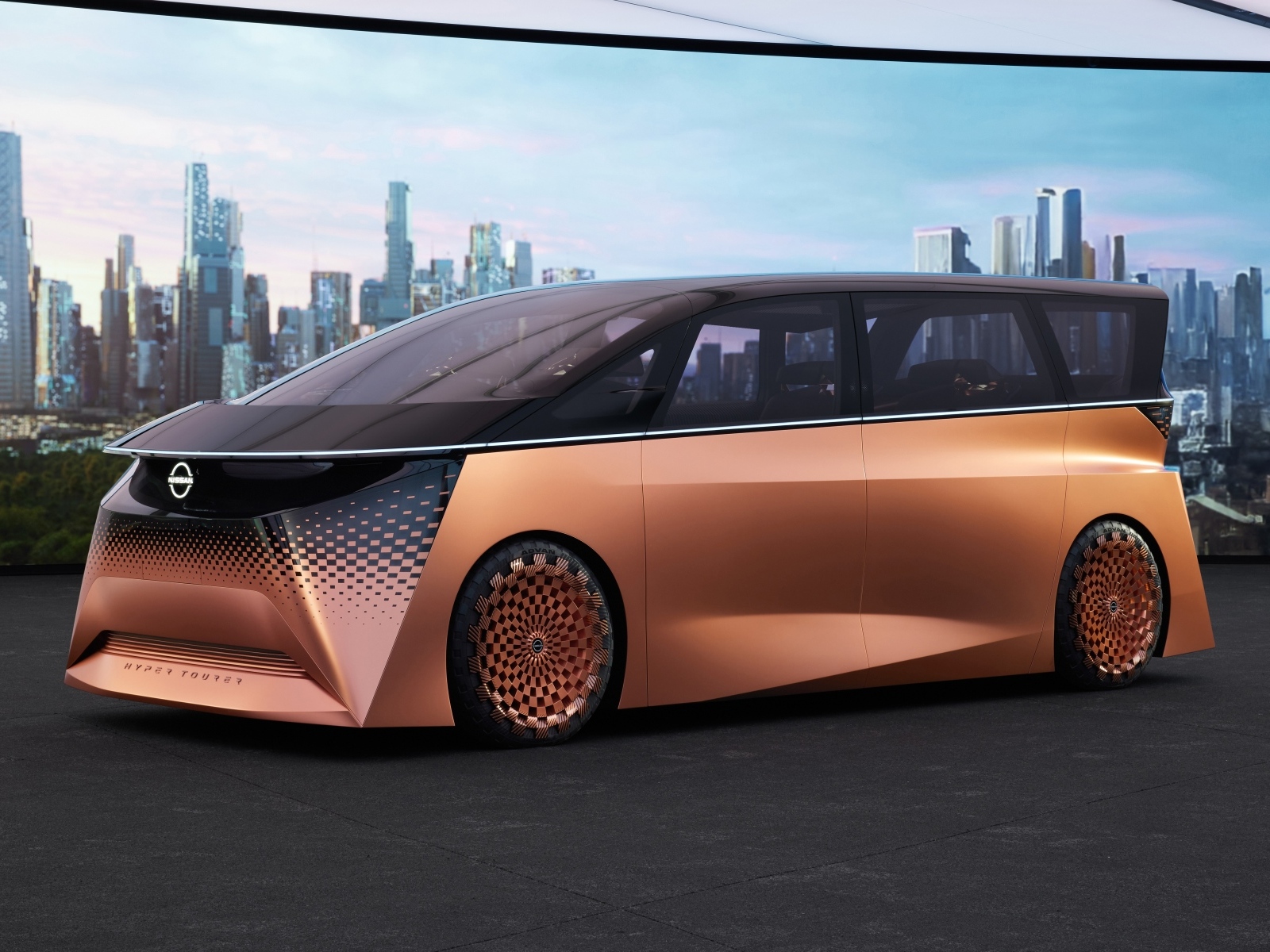 Новый автомобиль Nissan Hyper Tourer