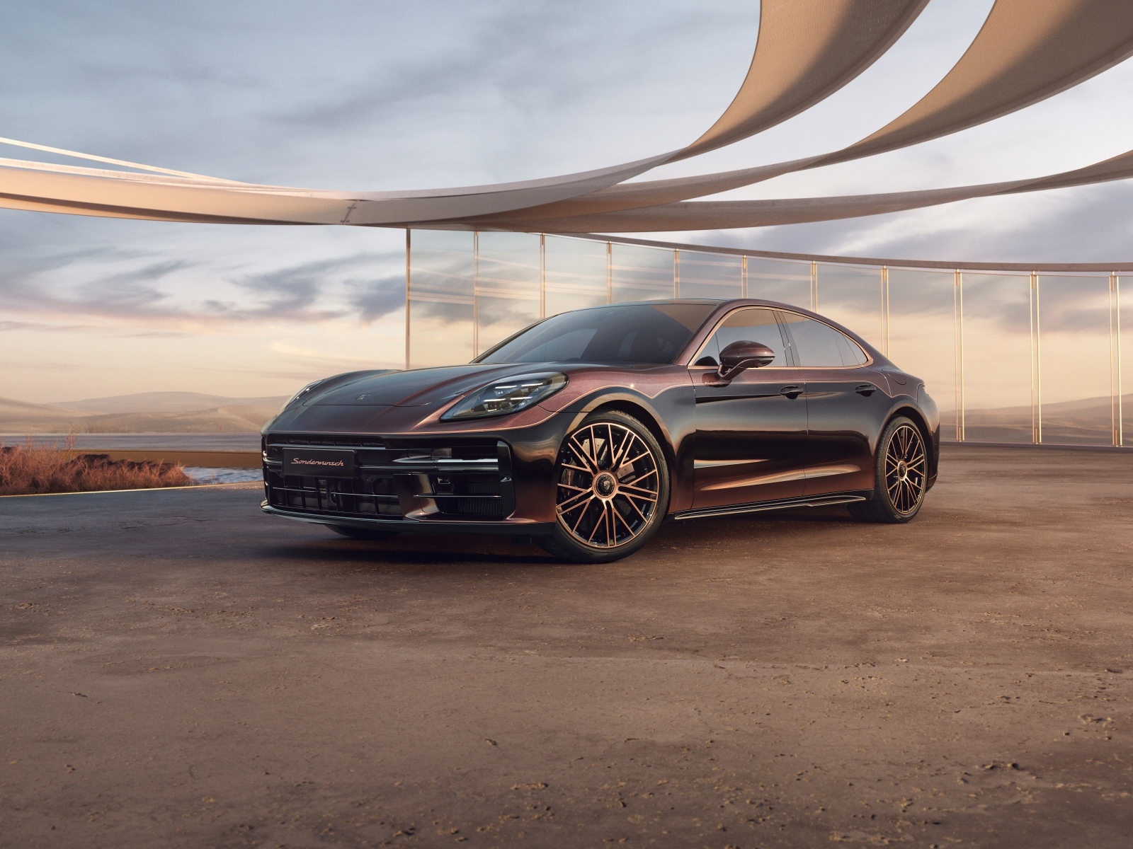 Автомобиль Porsche Panamera Turbo E-Hybrid Sonderwunsch 2024 года