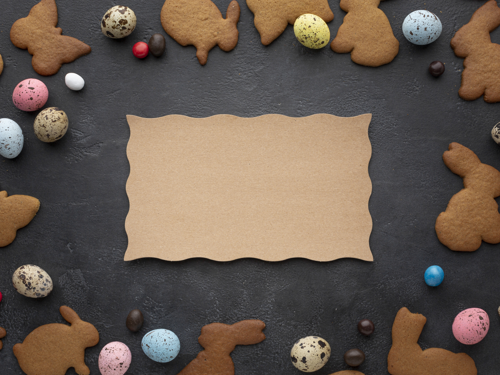 Шаблон поздравительной открытки на Пасху со сладостями