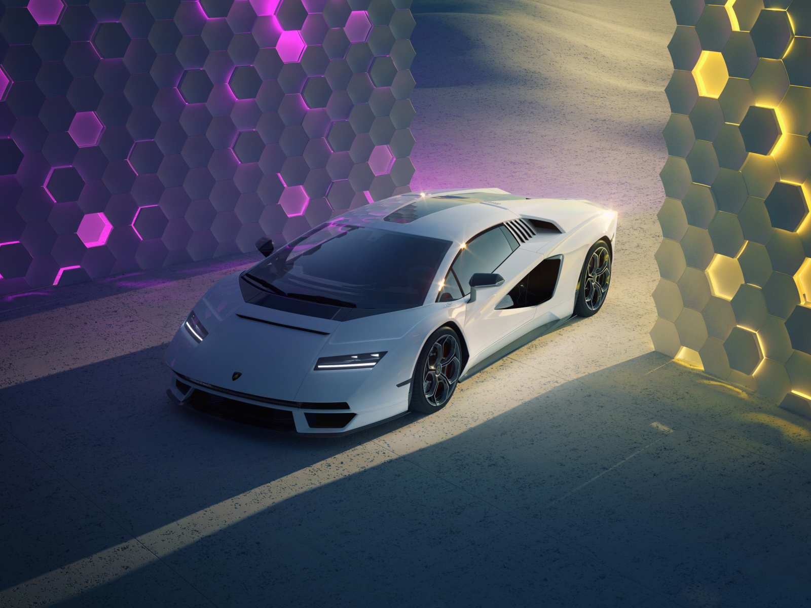 Вид спереди на автомобиль Lamborghini Countach