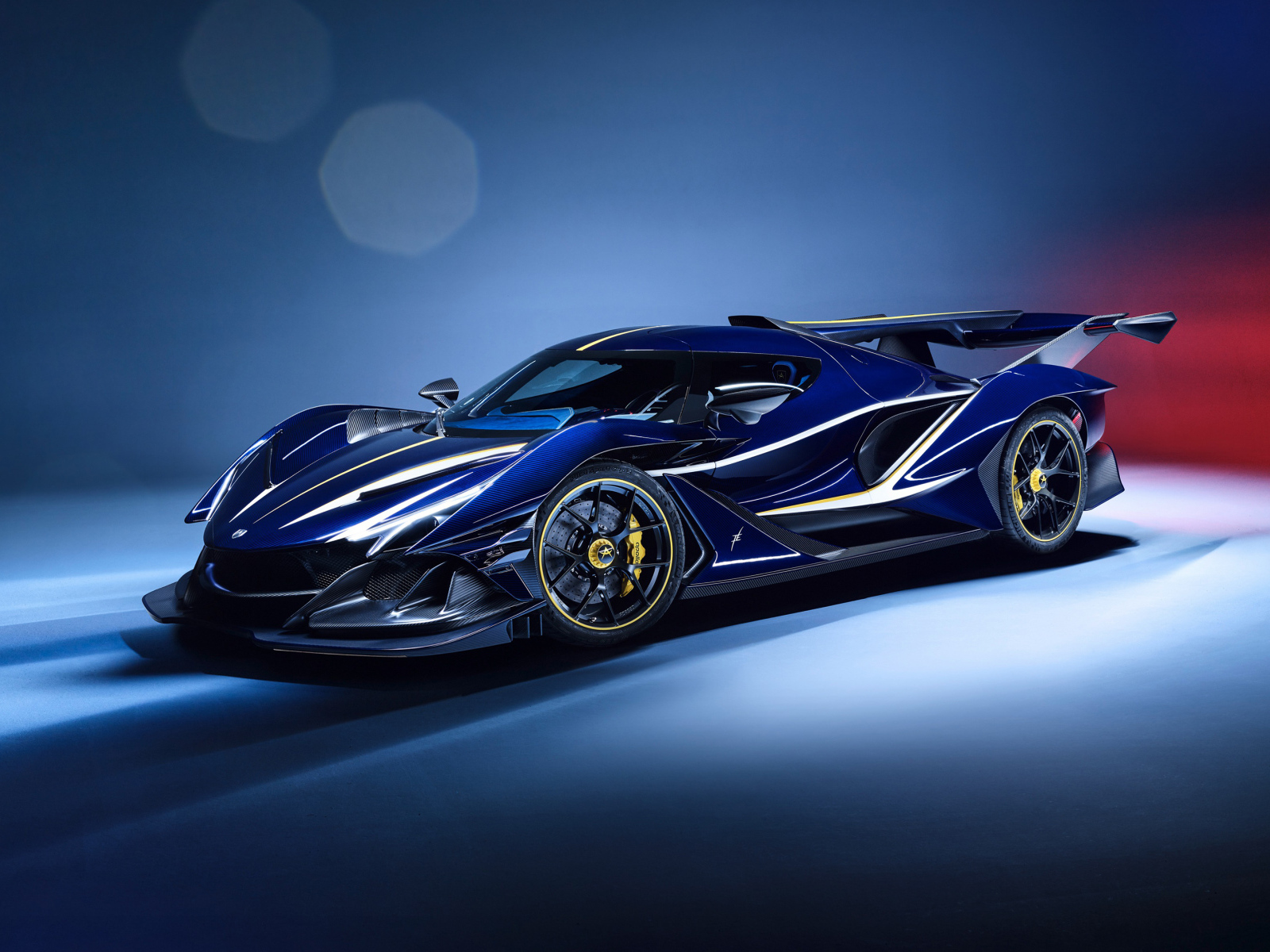 Спорткар  Apollo Intensa Emozione