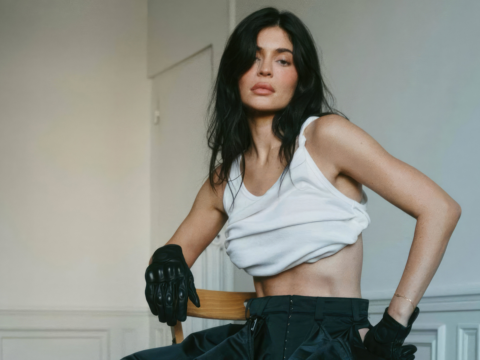 Спортивная девушка модель Кайли Дженнер