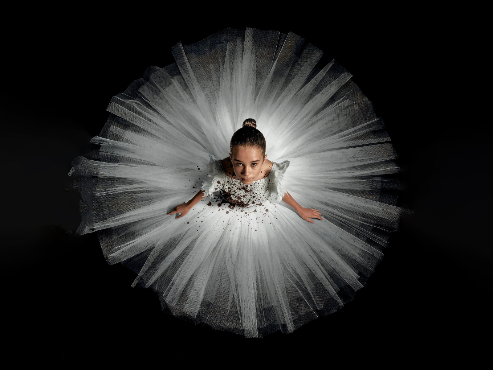 Постер фильма ужасов Эбигейл