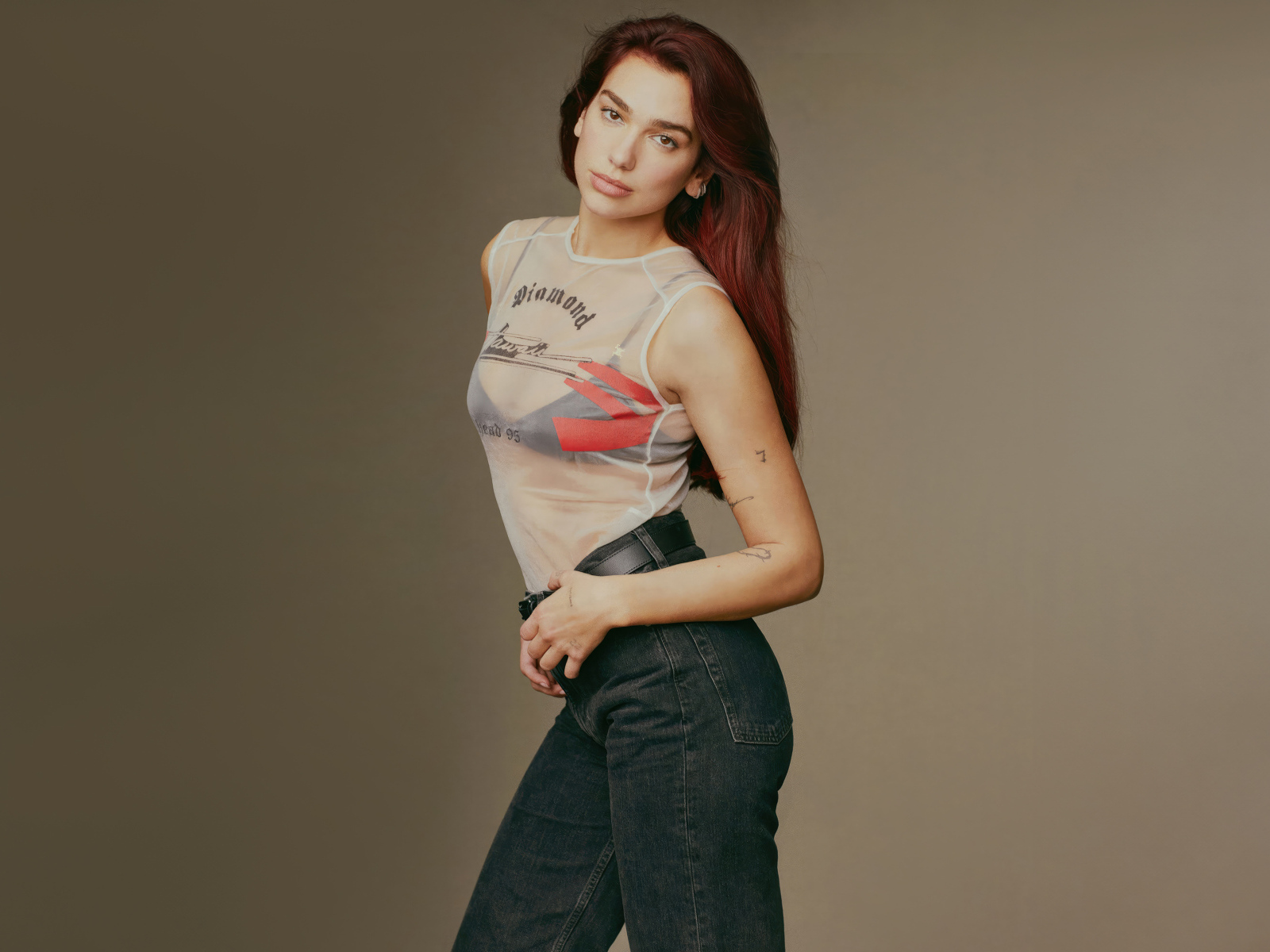 Молодая красивая певица Дуа Липа