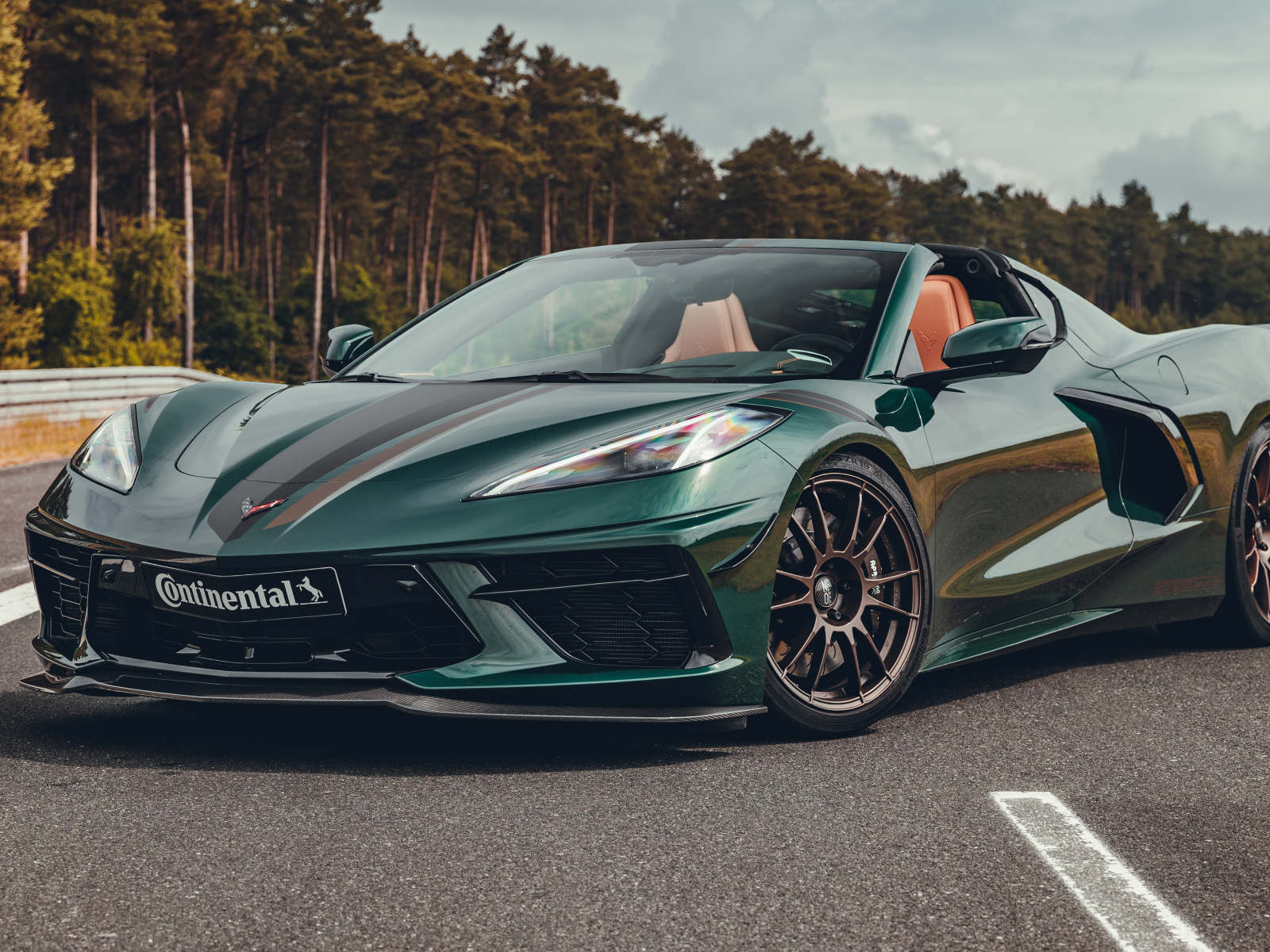 Быстрый Chevrolet Corvette 45th Limited Edition 2024 года