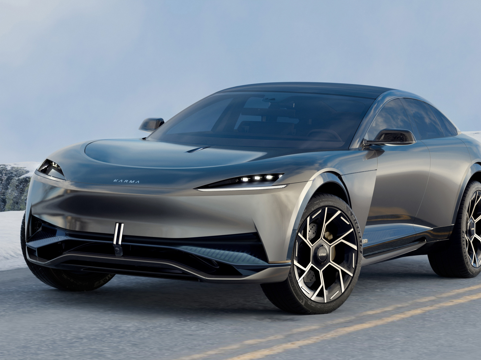 Автомобиль Karma Ivara зимой