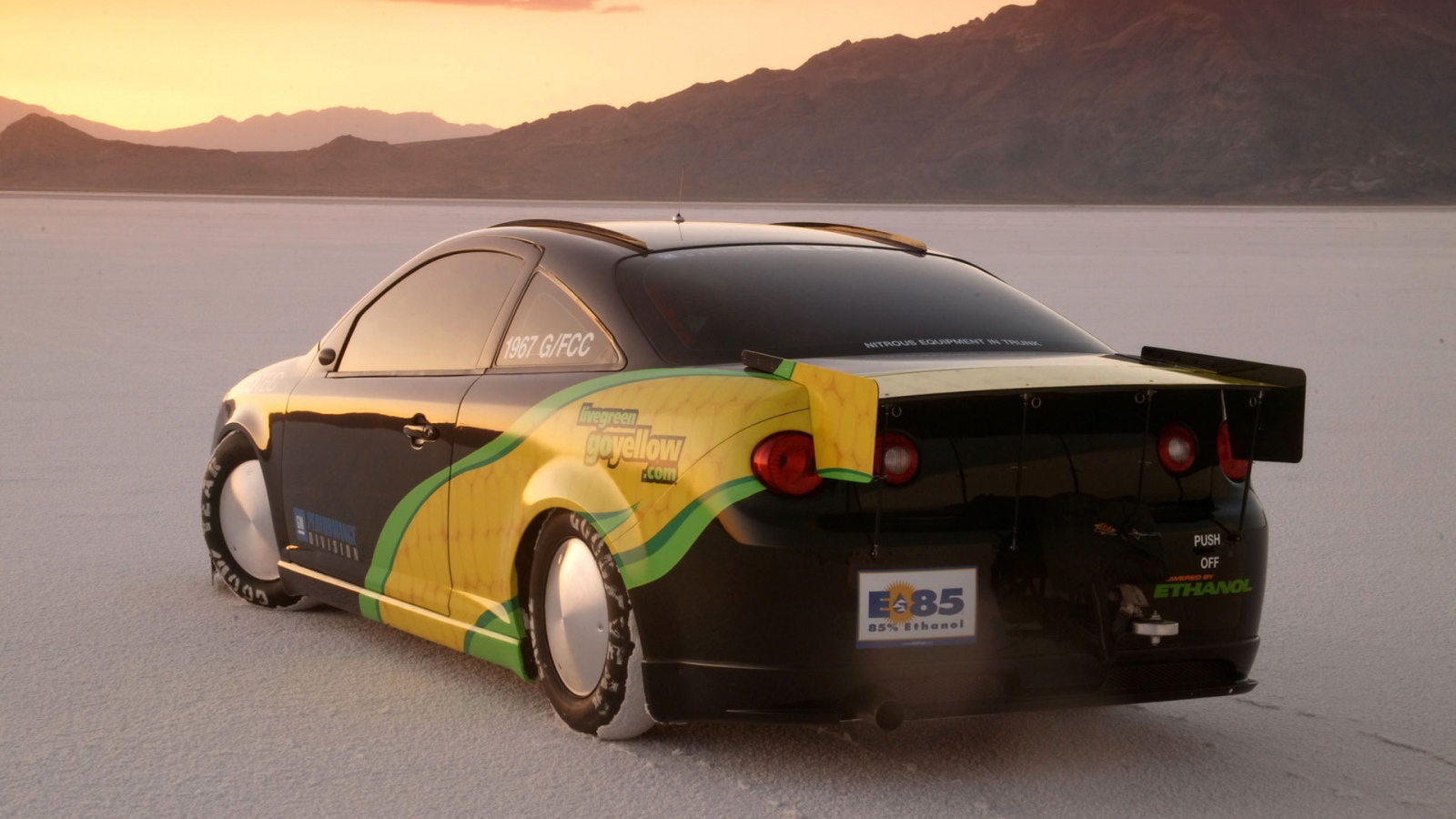 Chevrolet 2006 вид сзади