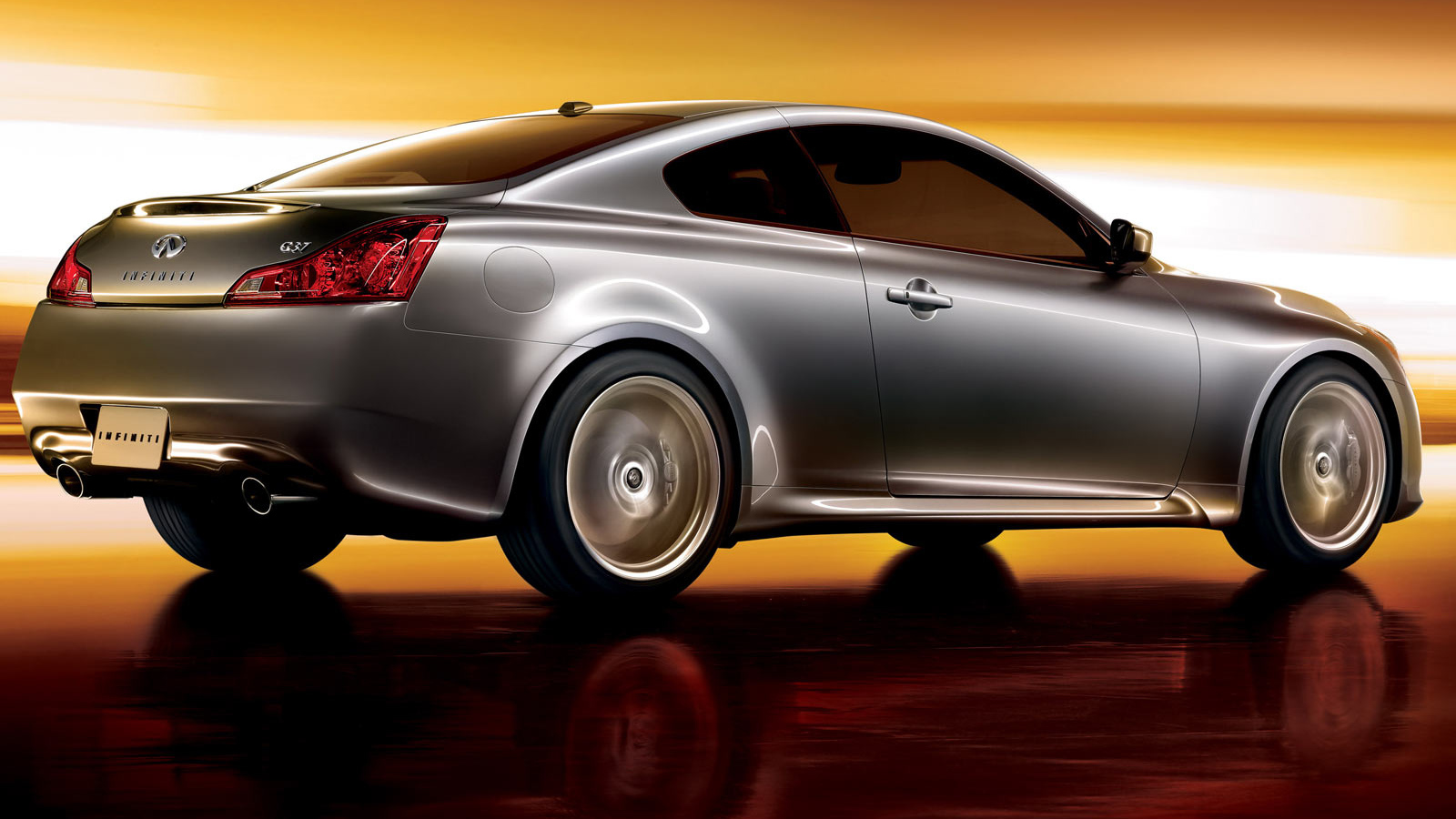 Респектный автомобиль Infiniti G37