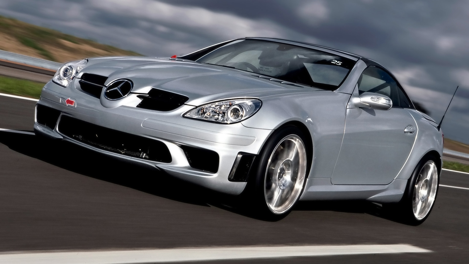 Очень быстрый SLK AMG Mercedes