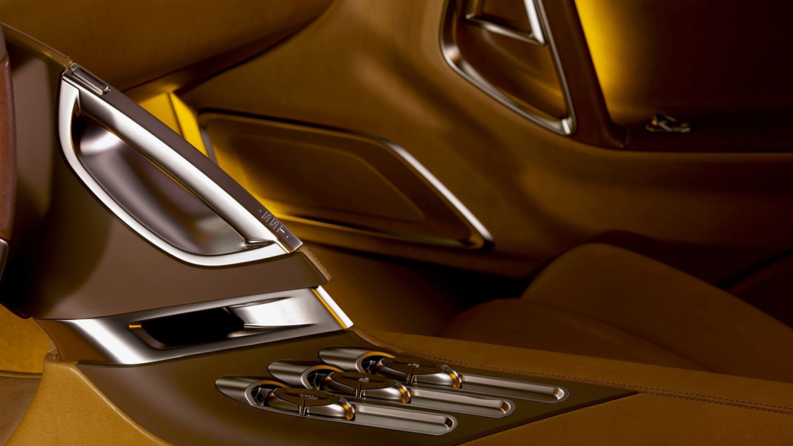 Внутри автомобиля