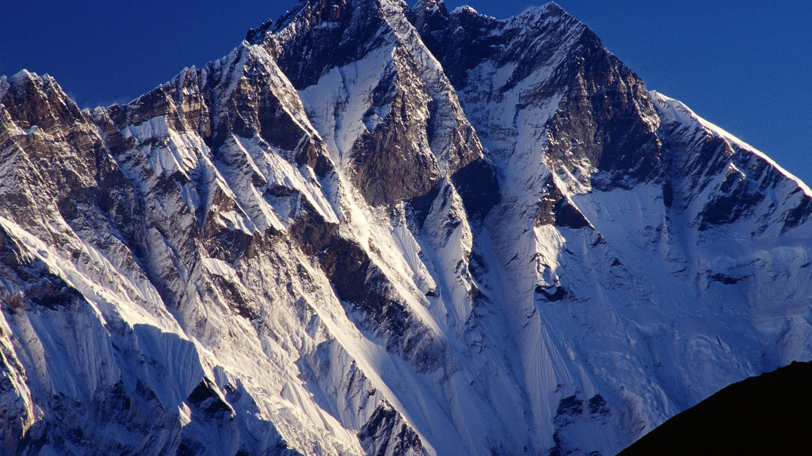 Пик горы Lhotse / Тенгпоче / Сагармата / Непал